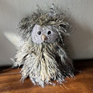 Jellycat Orlando Owl Plush Stuffed Animal Claws Feathers Realistic
